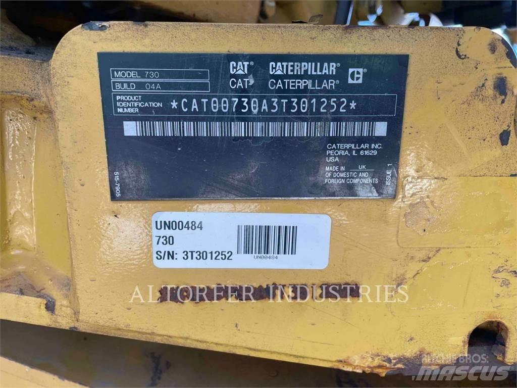 CAT 730 鉸接式起吊車
