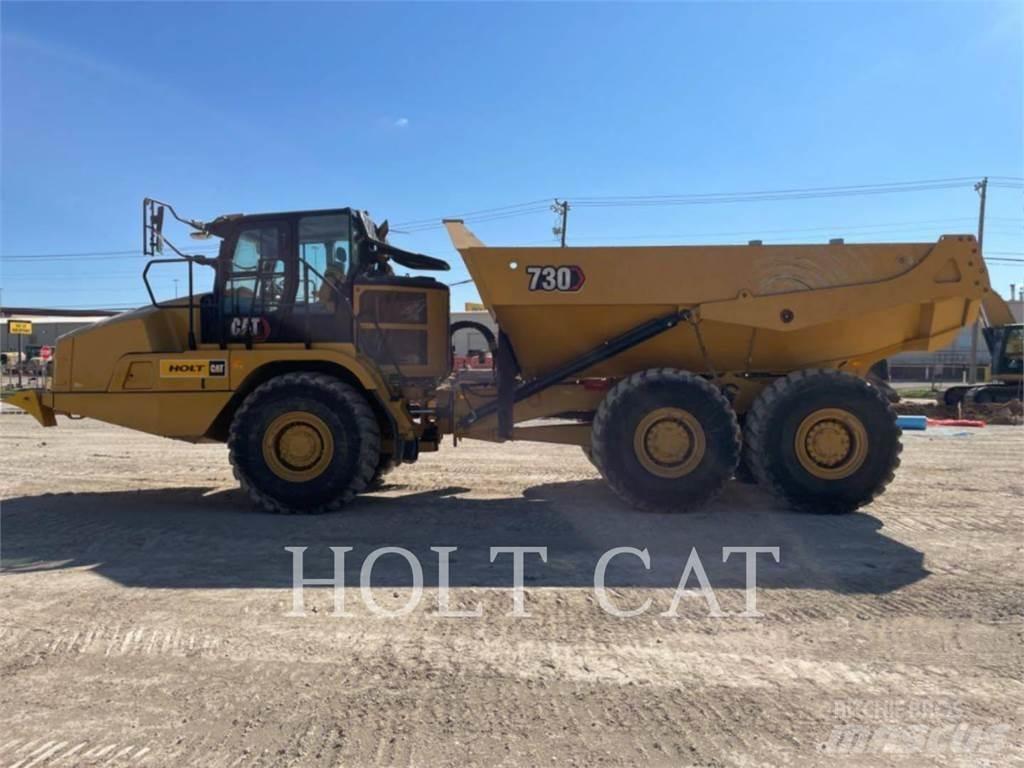 CAT 730 鉸接式起吊車
