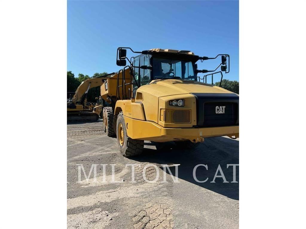CAT 730 鉸接式起吊車
