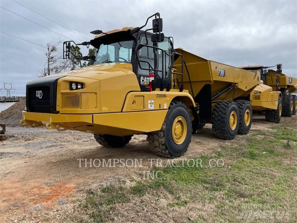 CAT 730 鉸接式起吊車