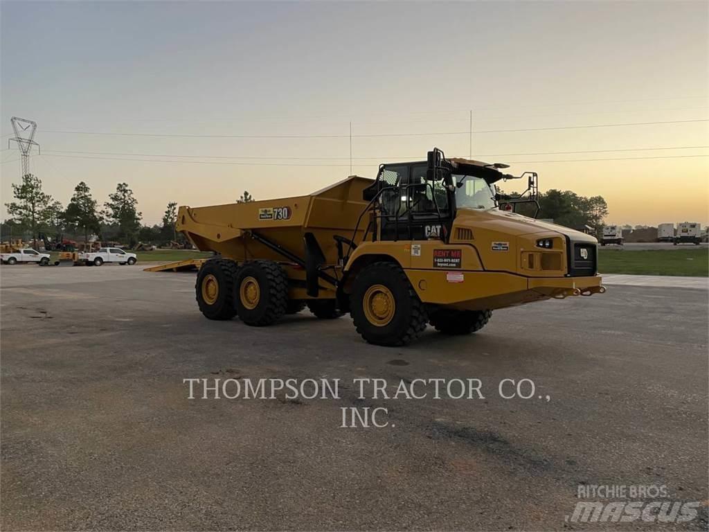CAT 730 鉸接式起吊車