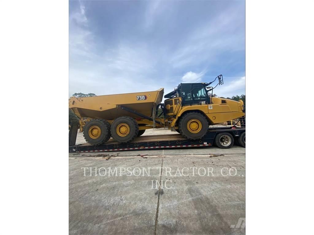 CAT 730 鉸接式起吊車