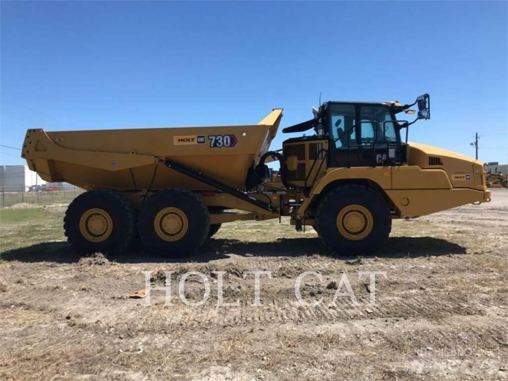 CAT 730 鉸接式起吊車