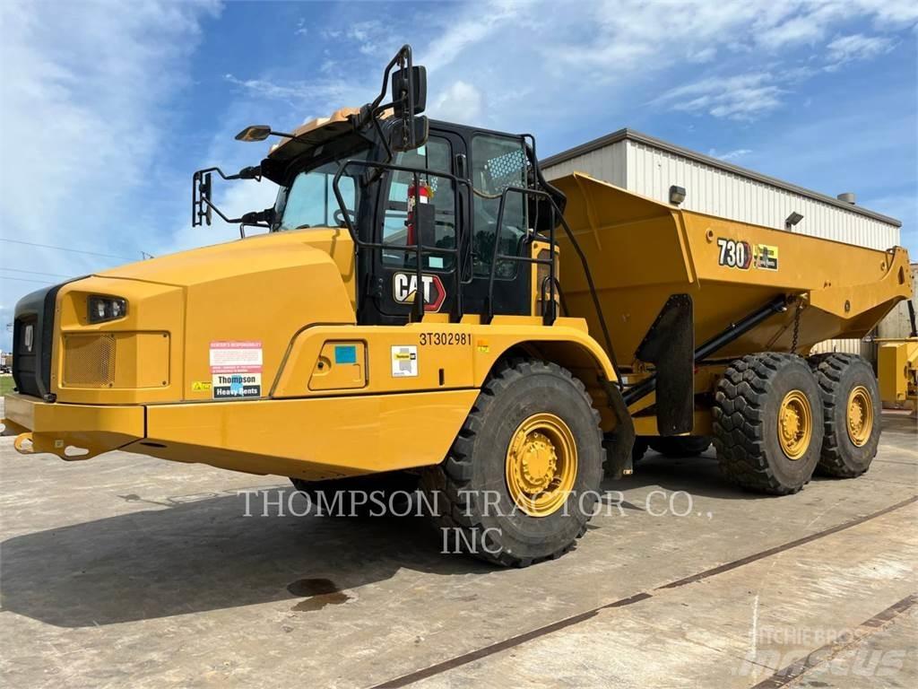CAT 730 鉸接式起吊車