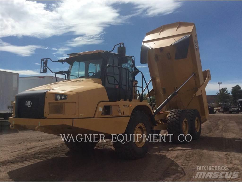 CAT 730 鉸接式起吊車