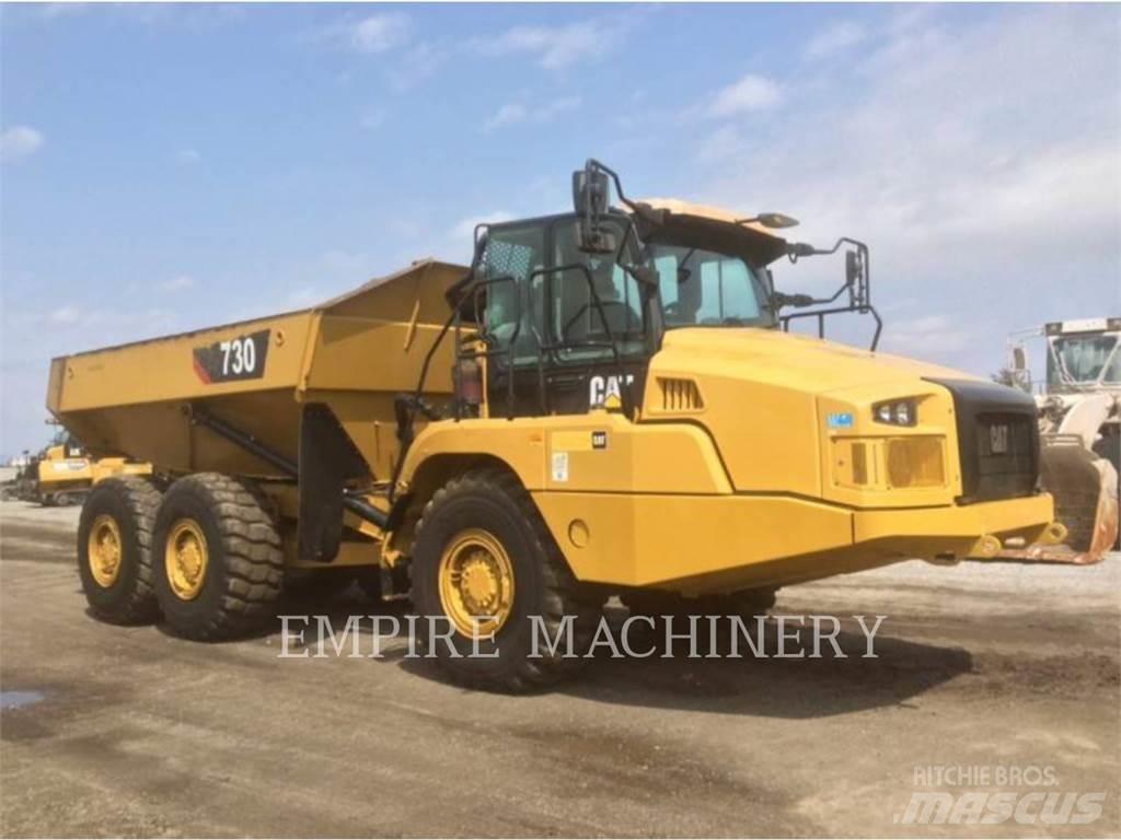 CAT 730 鉸接式起吊車