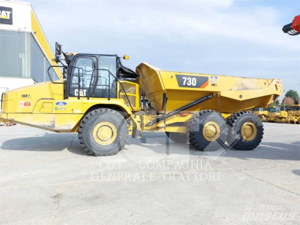 CAT 730 鉸接式起吊車