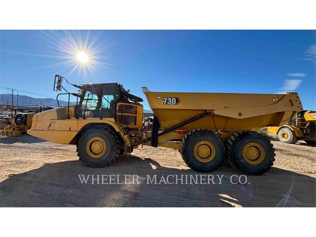 CAT 730 鉸接式起吊車