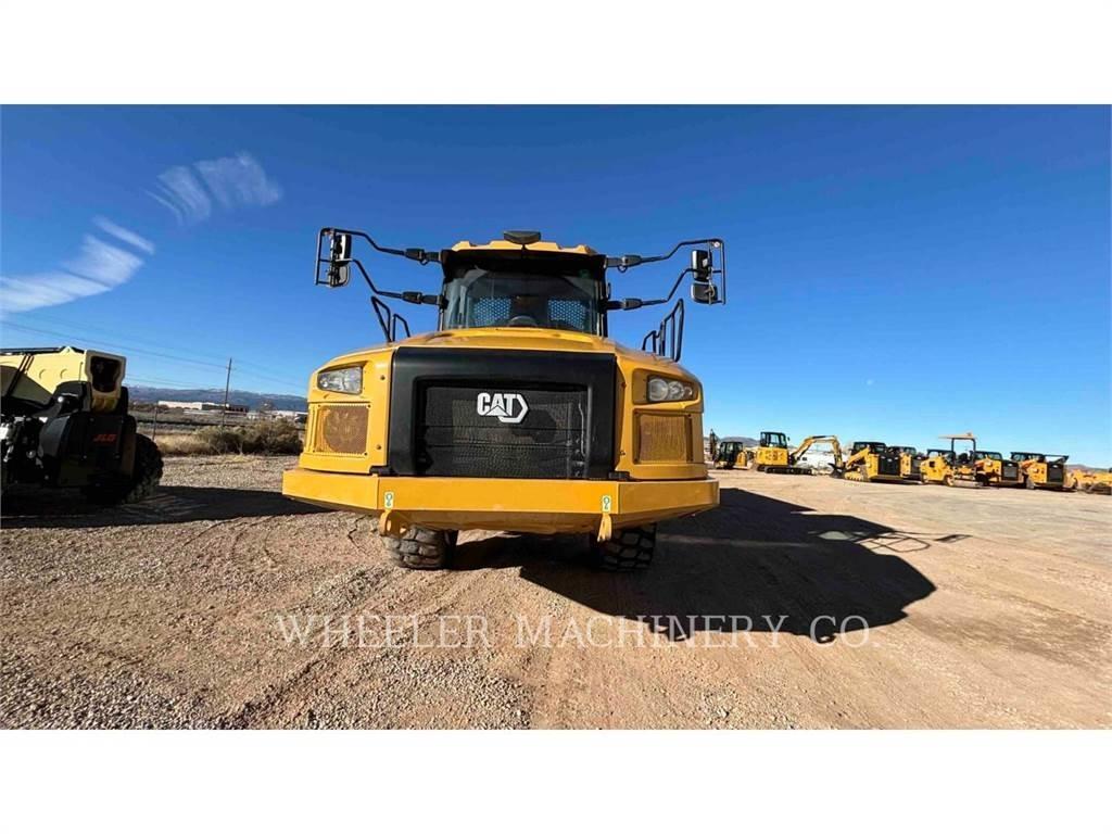 CAT 730 鉸接式起吊車