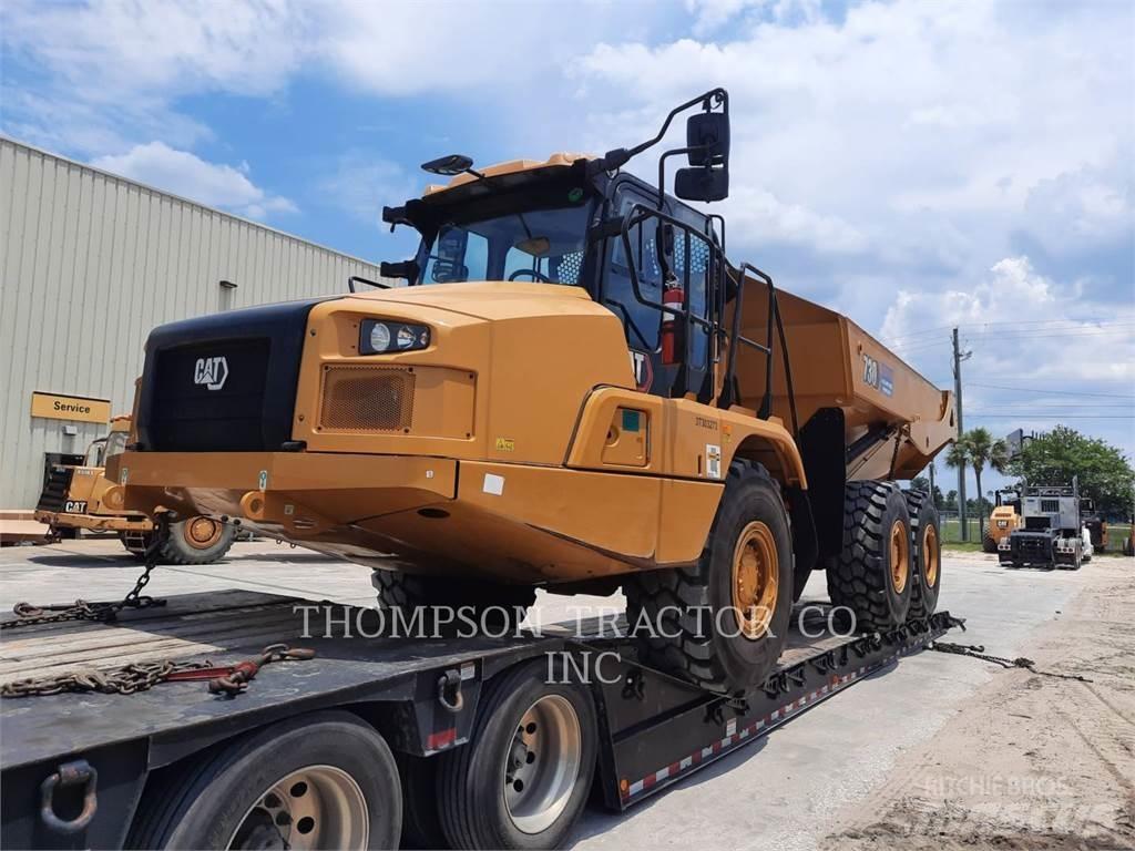 CAT 730 鉸接式起吊車