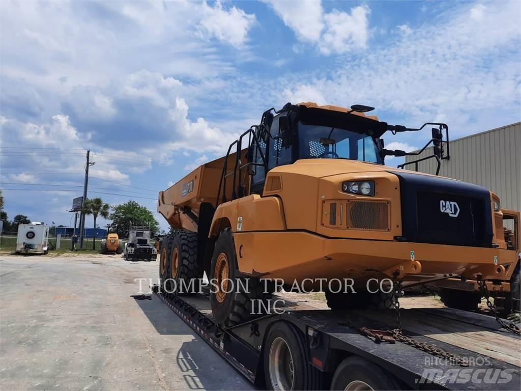 CAT 730 鉸接式起吊車