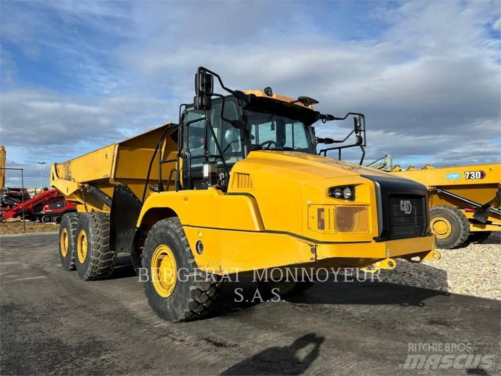CAT 730 鉸接式起吊車