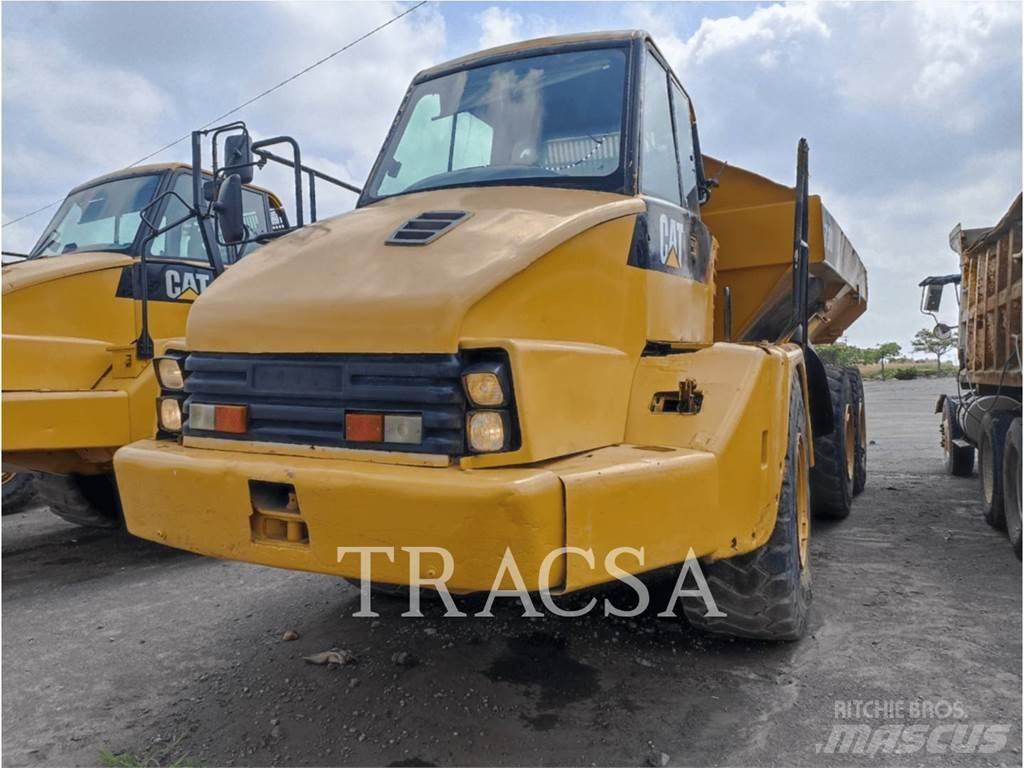 CAT 730 鉸接式起吊車