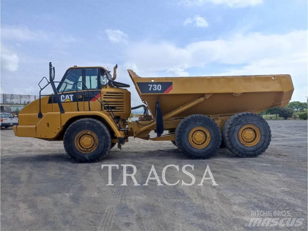 CAT 730 鉸接式起吊車