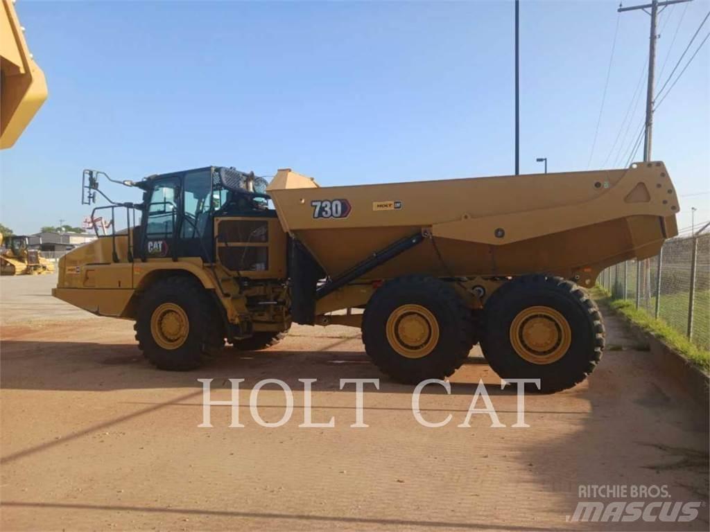 CAT 730 鉸接式起吊車