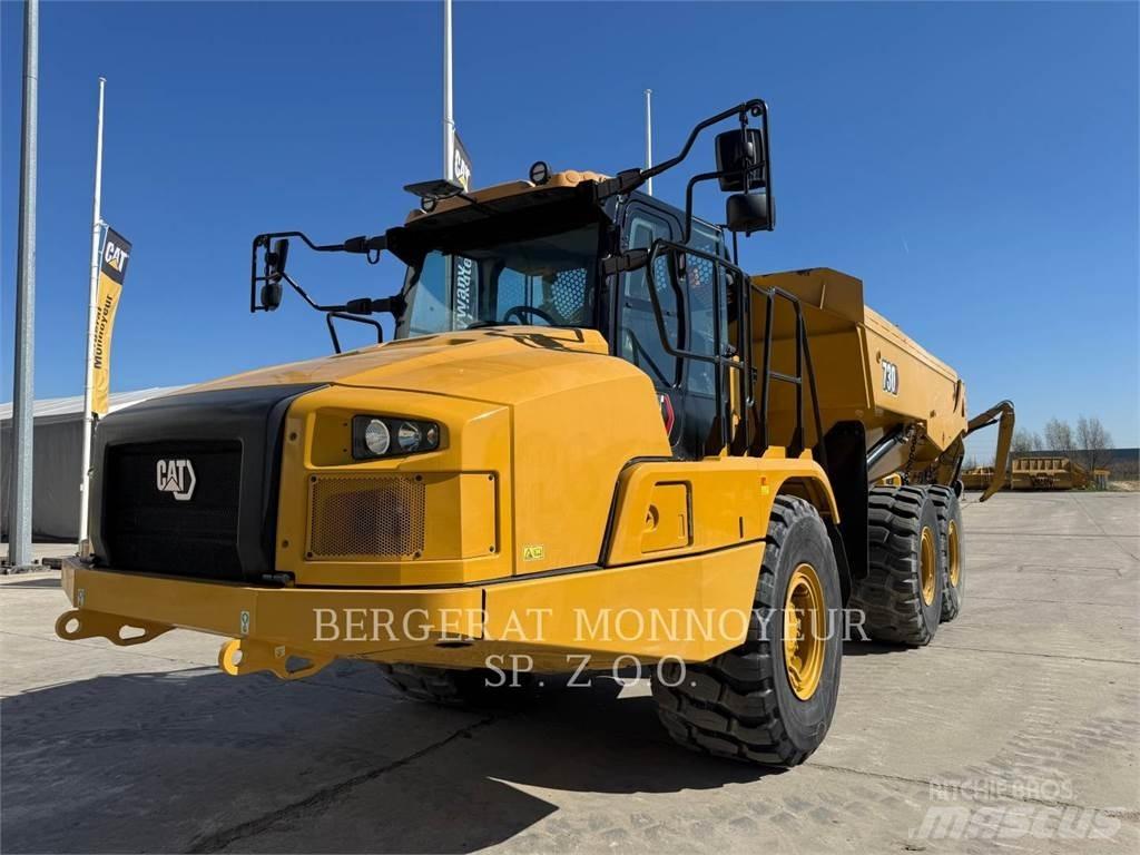 CAT 730 鉸接式起吊車