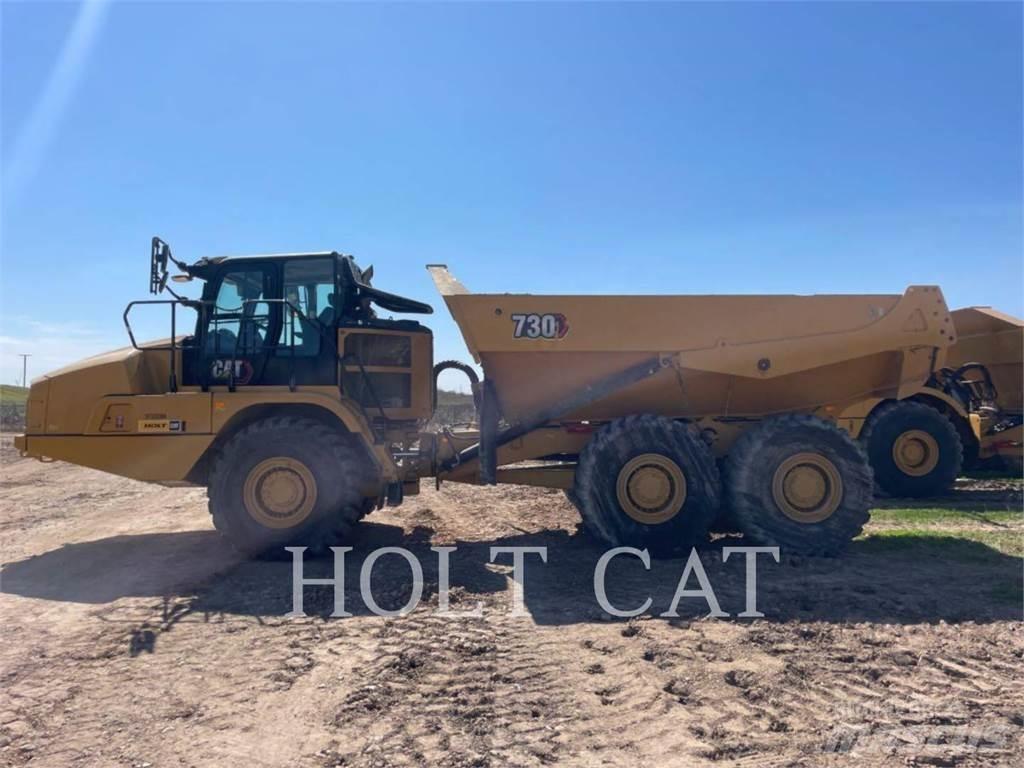 CAT 730 鉸接式起吊車