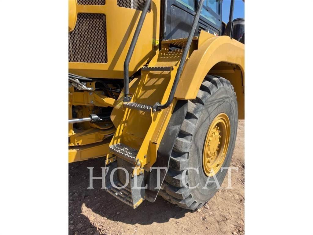 CAT 730 鉸接式起吊車