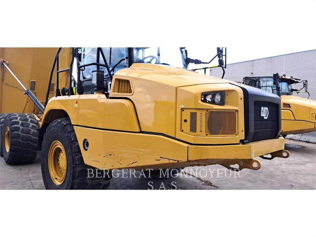 CAT 730 鉸接式起吊車