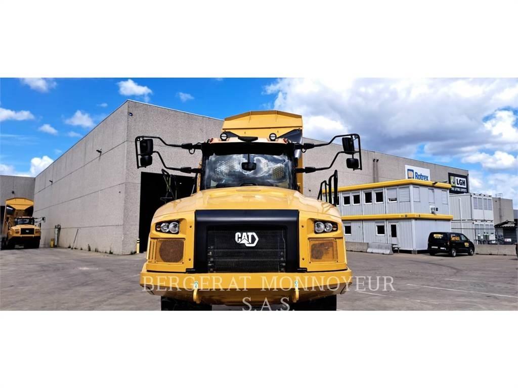 CAT 730 鉸接式起吊車