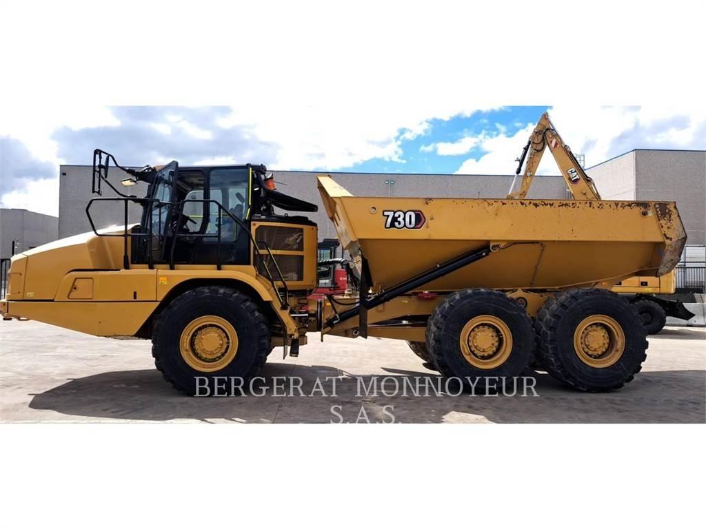 CAT 730 鉸接式起吊車