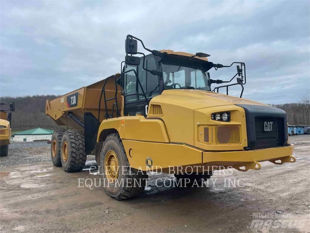 CAT 730 鉸接式起吊車