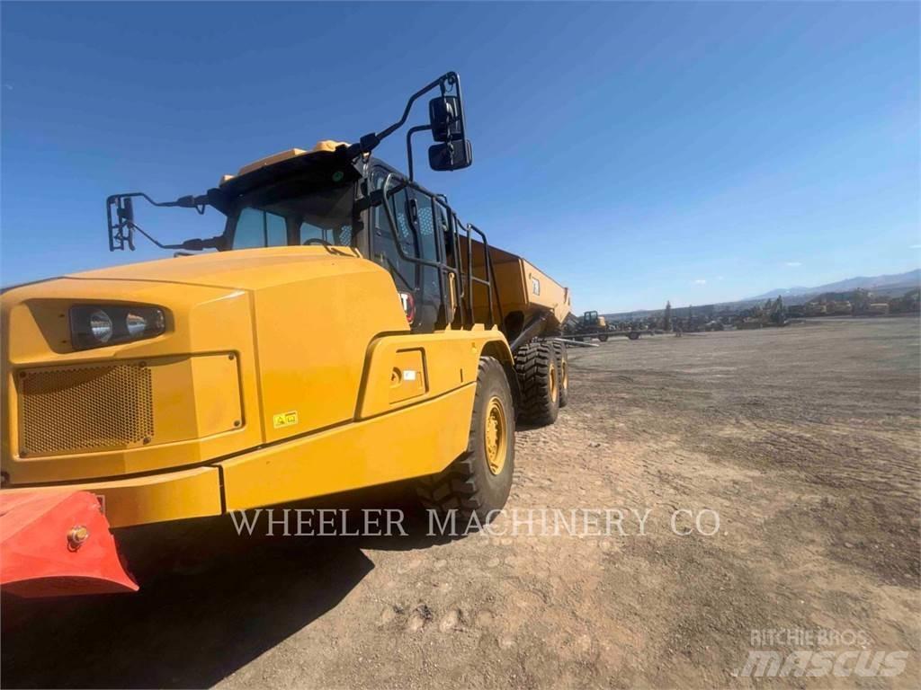 CAT 730 鉸接式起吊車