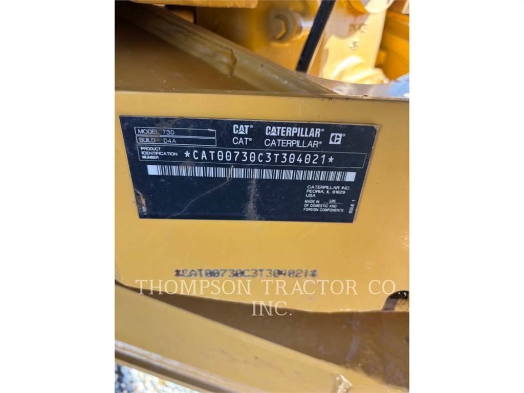 CAT 730 鉸接式起吊車