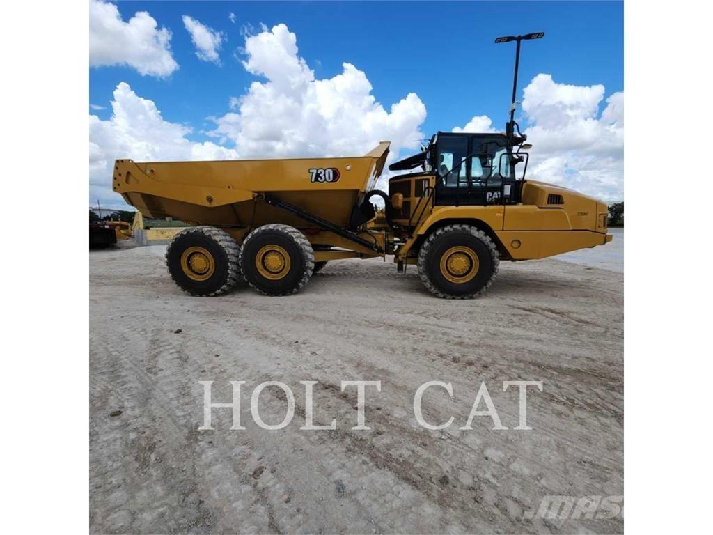 CAT 730 鉸接式起吊車