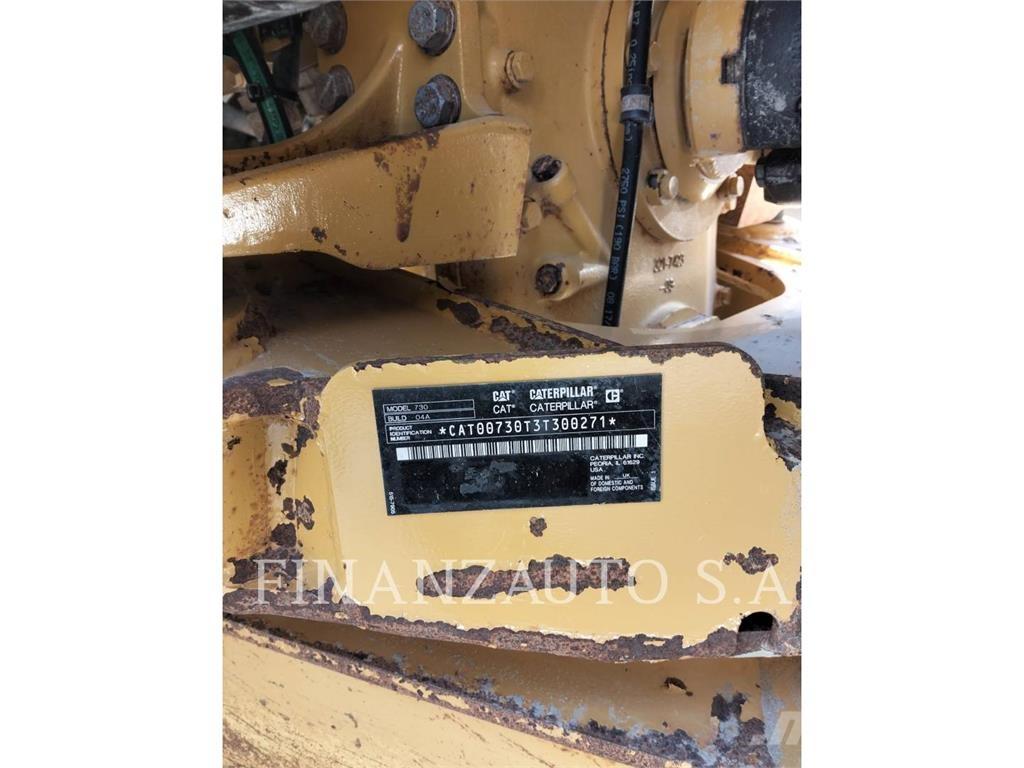 CAT 730 鉸接式起吊車