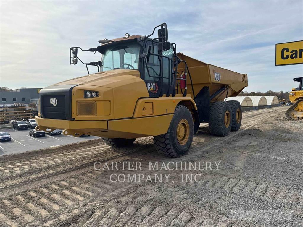 CAT 730 鉸接式起吊車