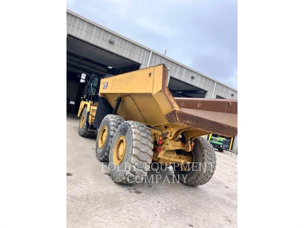 CAT 730-04 鉸接式起吊車
