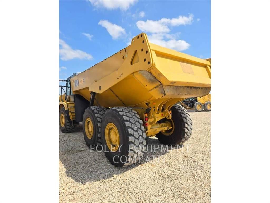CAT 730-04 鉸接式起吊車