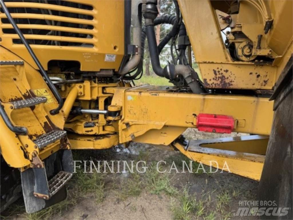 CAT 730 EJ 鉸接式起吊車