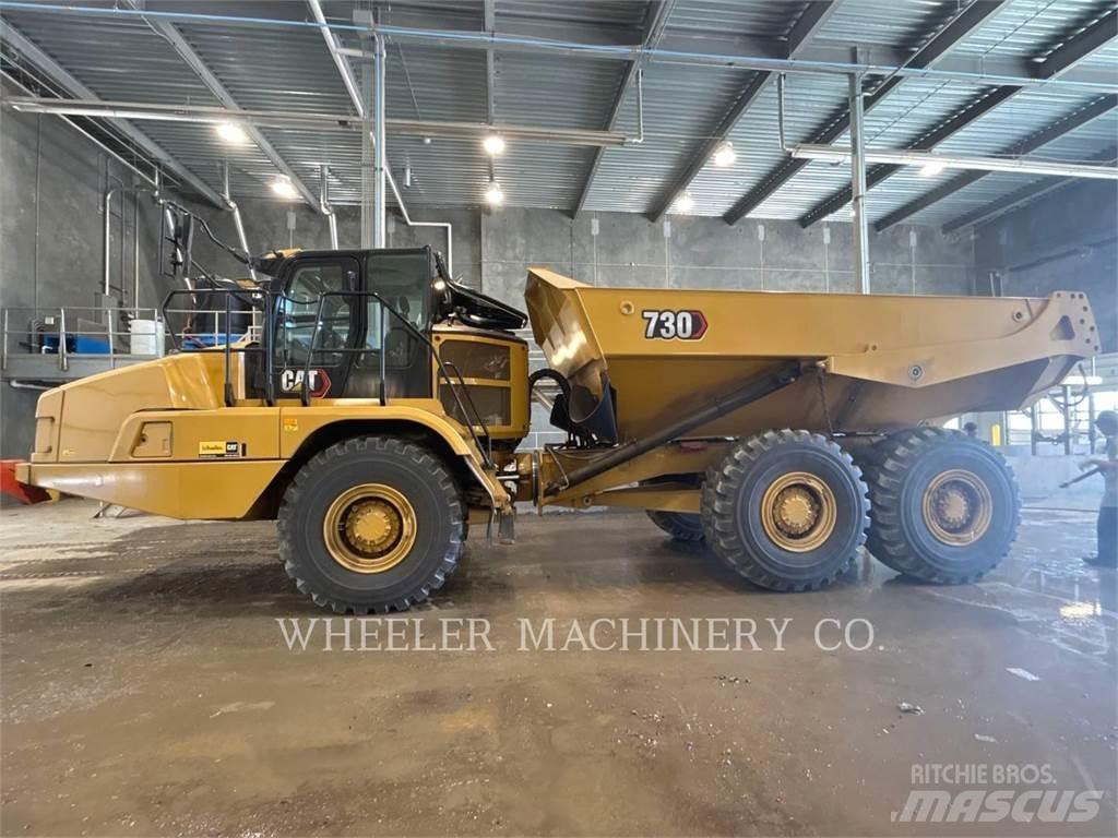 CAT 730 TG 鉸接式起吊車