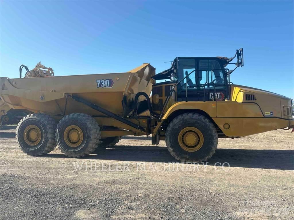 CAT 730 TG 鉸接式起吊車