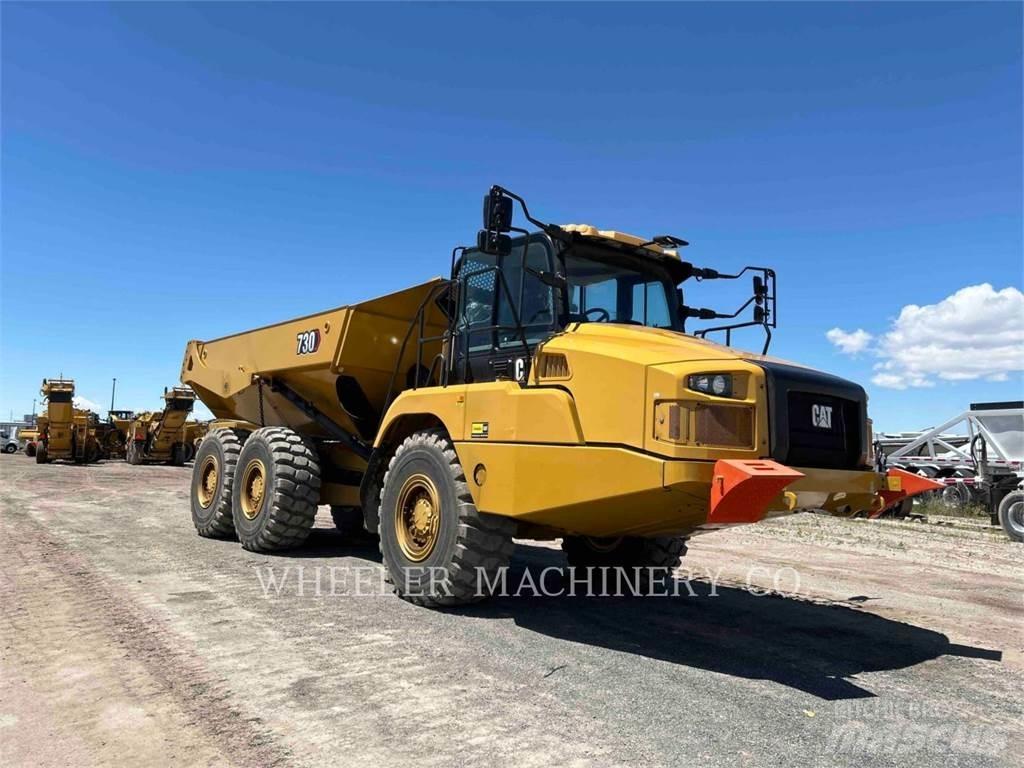 CAT 730 TG 鉸接式起吊車
