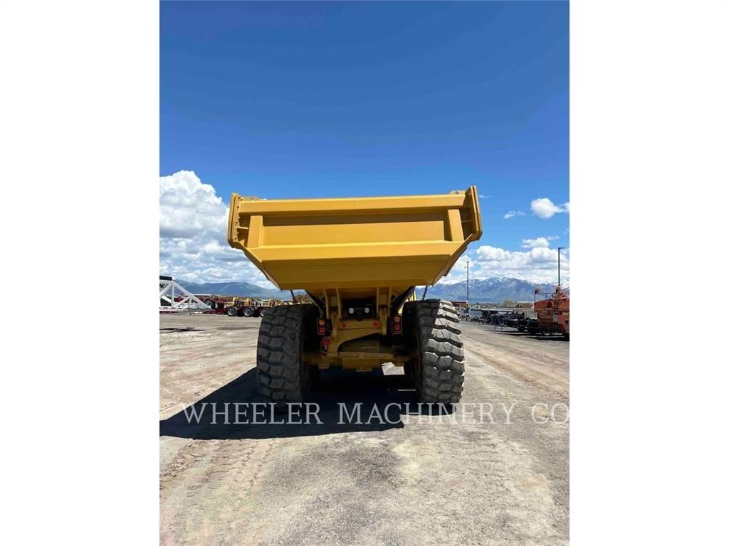 CAT 730 TG 鉸接式起吊車