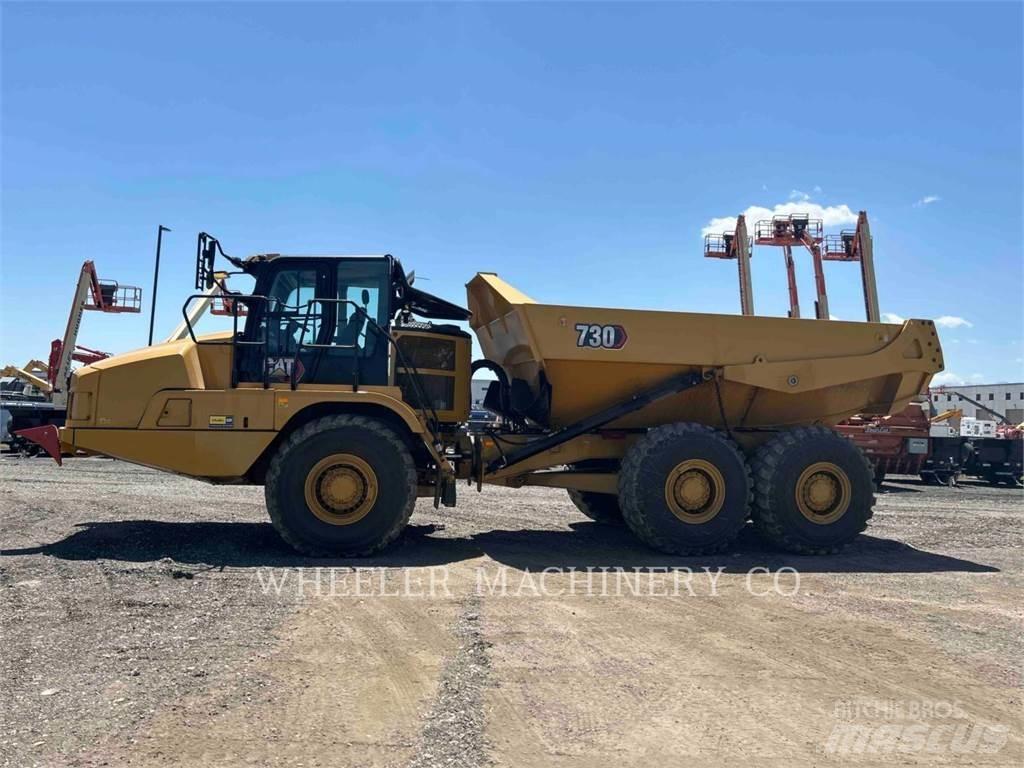 CAT 730 TG 鉸接式起吊車