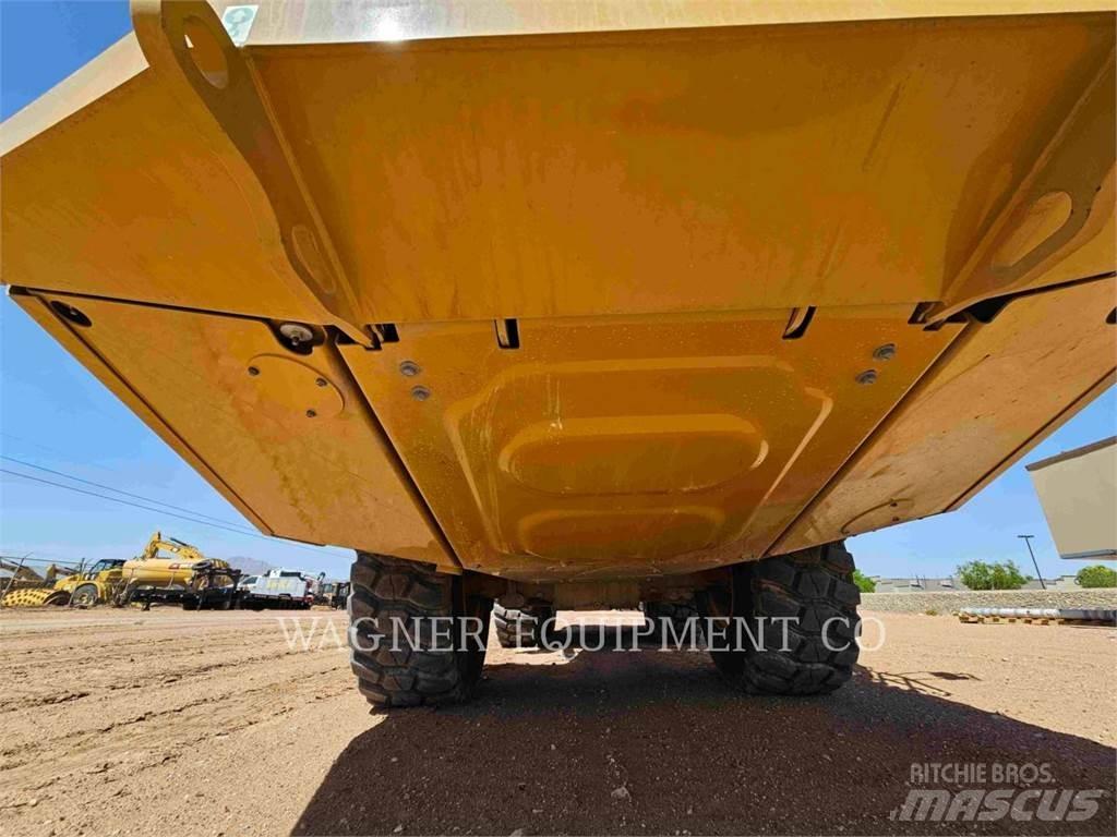 CAT 73004 鉸接式起吊車