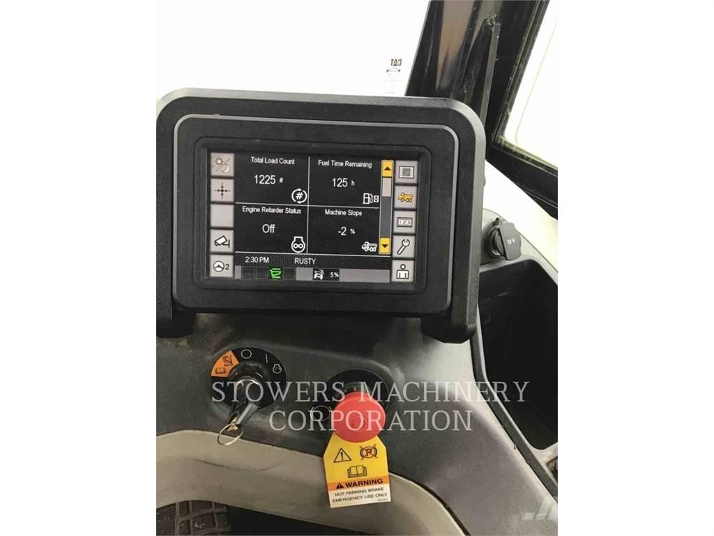 CAT 73004 鉸接式起吊車