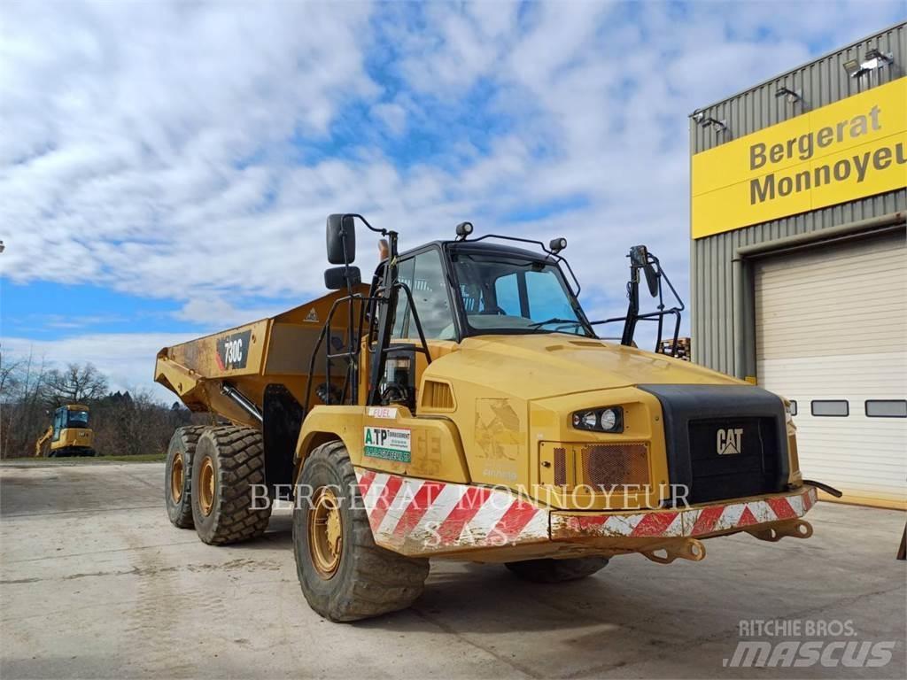 CAT 730C 鉸接式起吊車