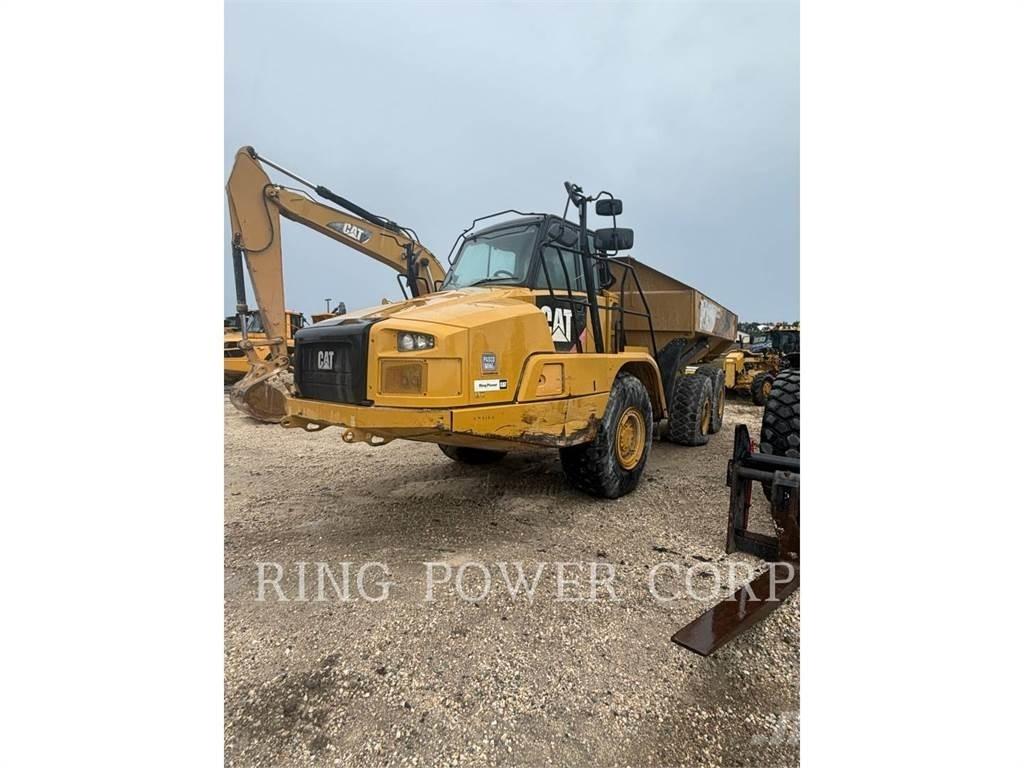CAT 730C 鉸接式起吊車