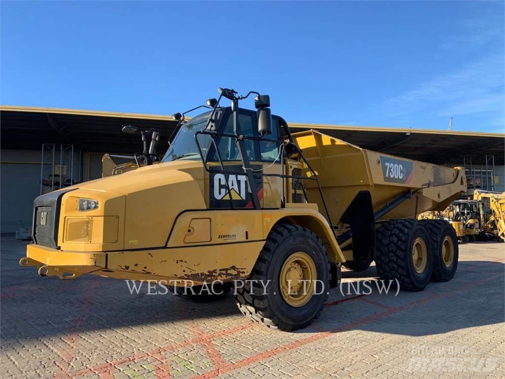 CAT 730C2 鉸接式起吊車