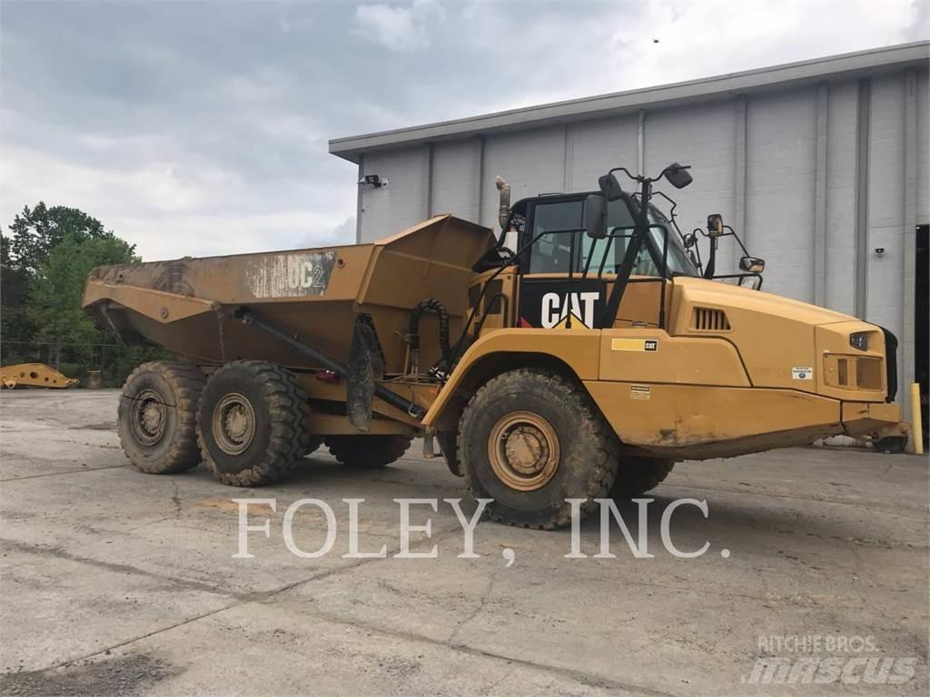 CAT 730C2 鉸接式起吊車