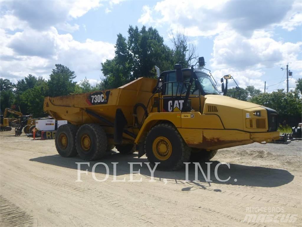CAT 730C2 鉸接式起吊車