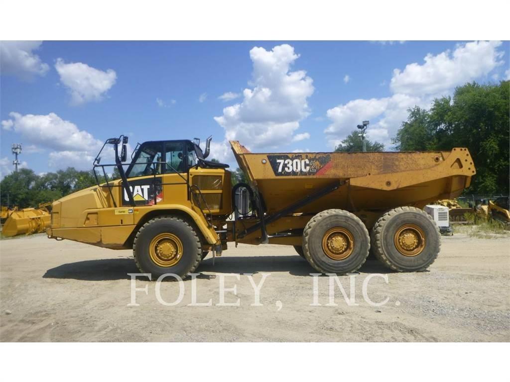 CAT 730C2 鉸接式起吊車