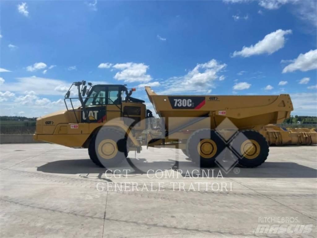 CAT 730C2 鉸接式起吊車