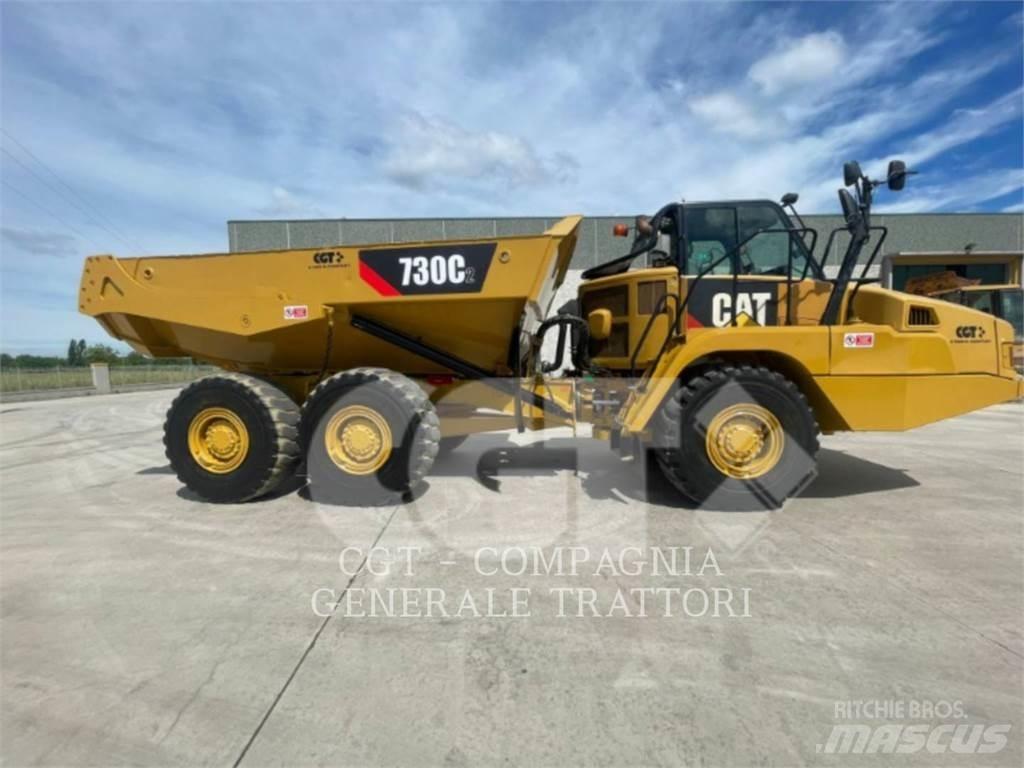 CAT 730C2 鉸接式起吊車