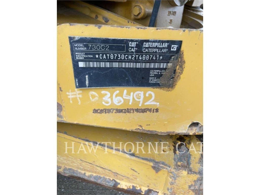 CAT 730C2 鉸接式起吊車